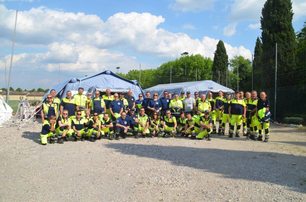 Formazione in rete e formazione Modulo Montaggio tende in un unico evento a Volta Mantovana